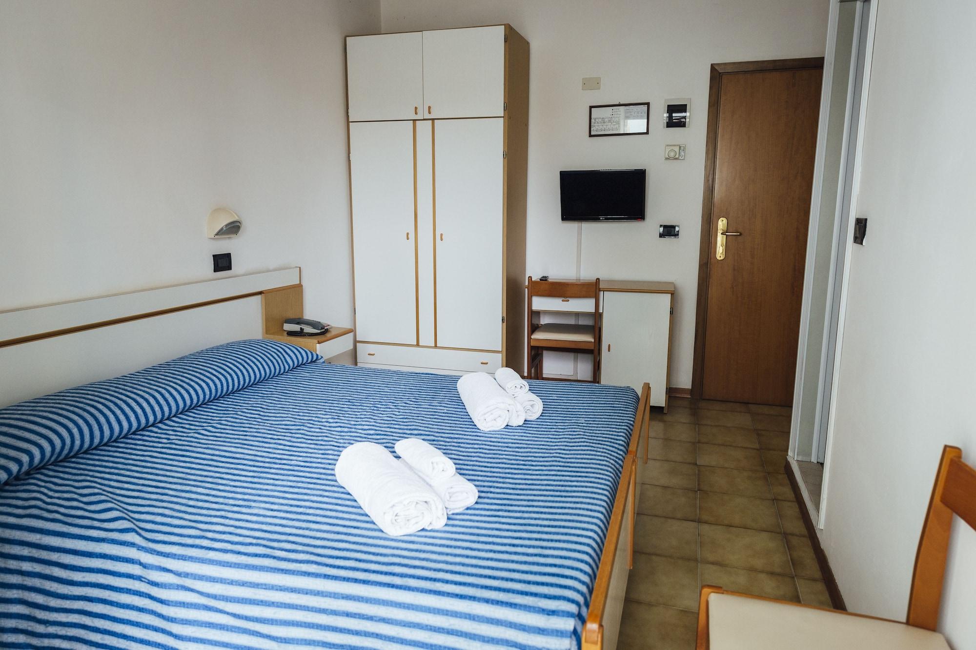 Hotel Montecarlo Rimini Buitenkant foto