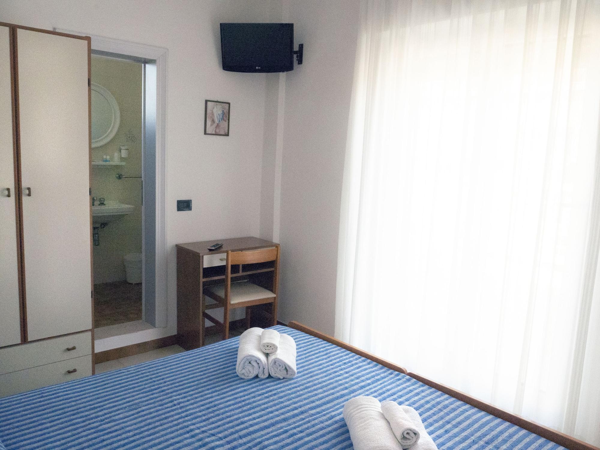 Hotel Montecarlo Rimini Buitenkant foto