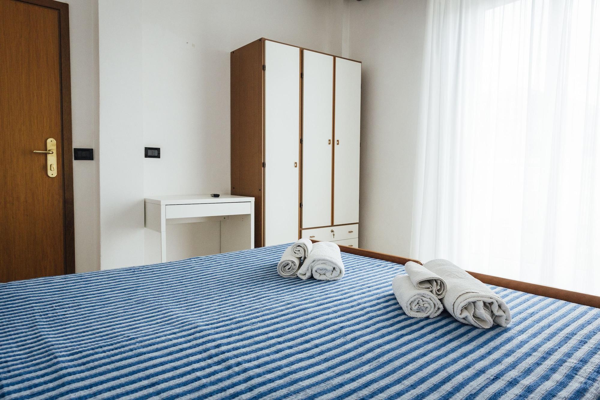 Hotel Montecarlo Rimini Buitenkant foto