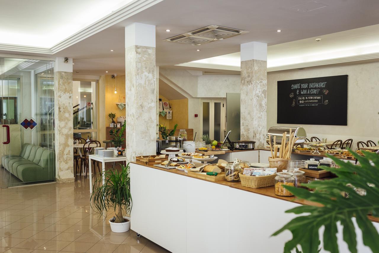 Hotel Montecarlo Rimini Buitenkant foto